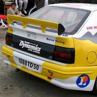 Lunette arrière Makrolon Renault 19