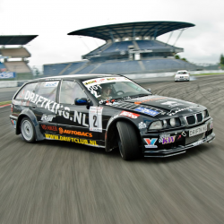 Lunette arrière Makrolon BMW E36 touring

